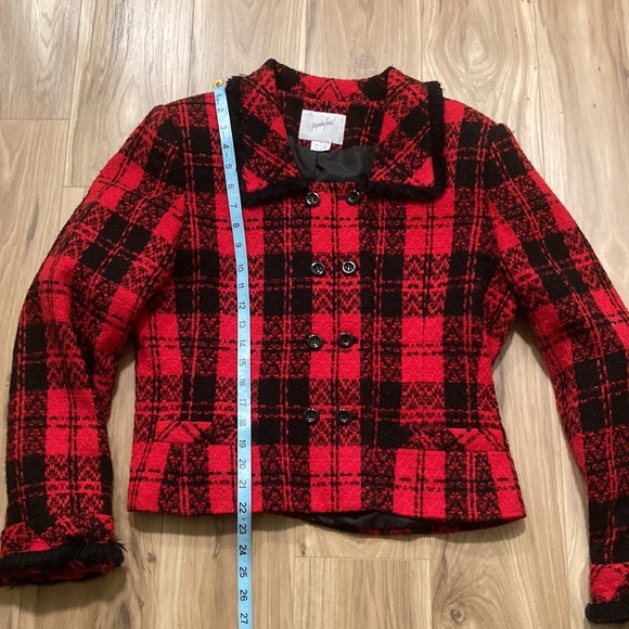 Red and black plaid blazer - Picture 4 of 7